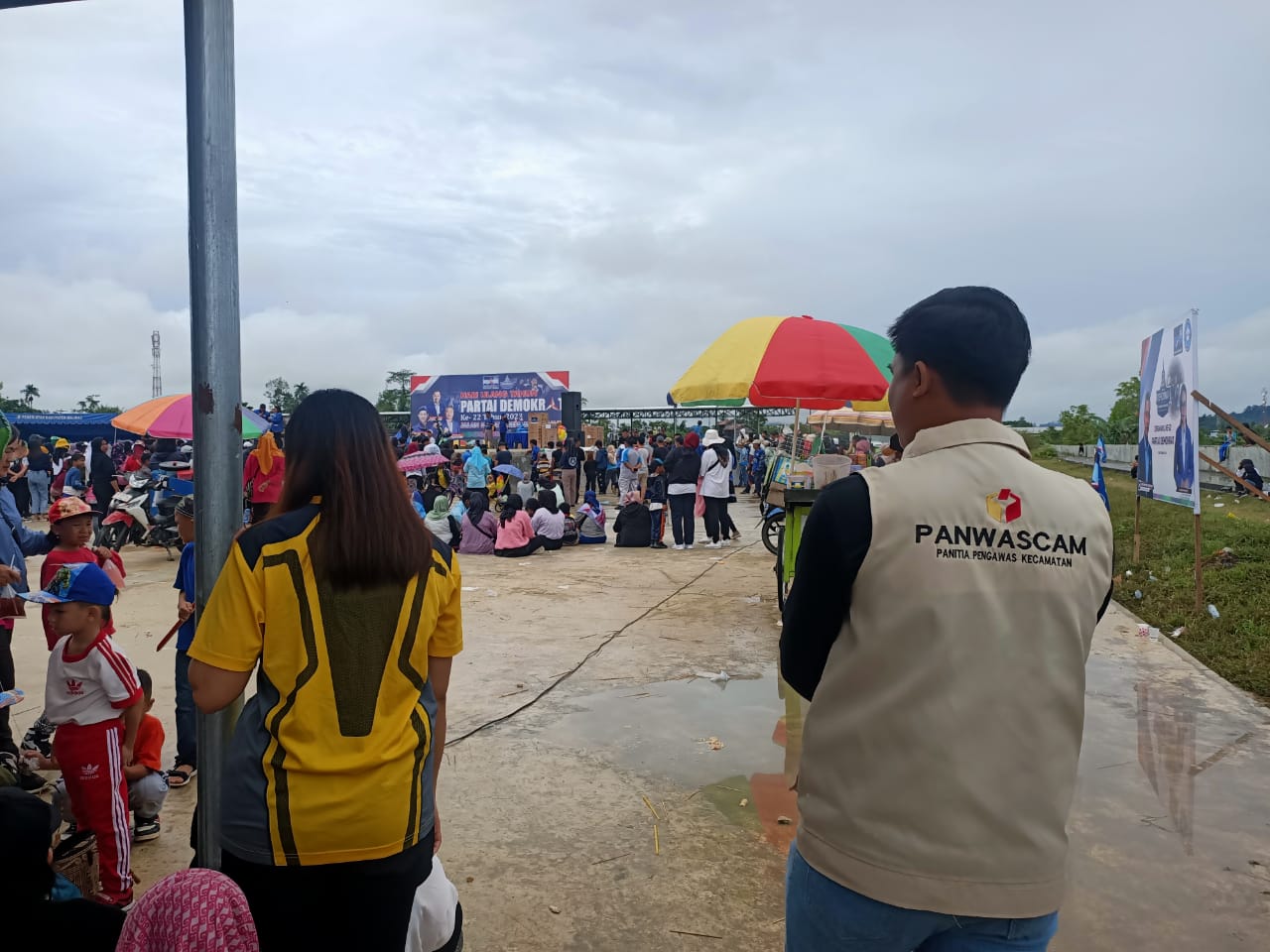 TIDAK INGIN KECOLONGAN, BAWASLU MALINAU AWASI KEGIATAN HUT PARTAI DEMOKRAT