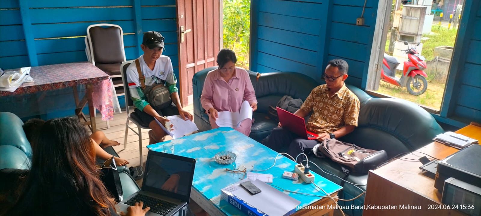 PANWASLU KECAMATAN TEMUKAN 4 ORANG PANTARLIH DIDUGA TERAFILIASI PARTAI POLITIK, BAWASLU BERI SARAN PERBAIKAN