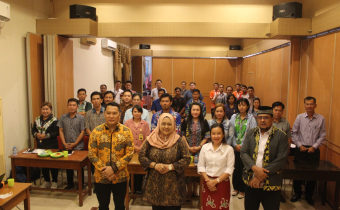 TAHAPAN PEMILU SEMAKIN PADAT, BAWASLU MALINAU BEKALI PANWASCAM MELALUI BIMTEK