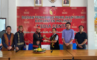 HUT BAWASLU KE-16 TAHUN, DONNY HARAPKAN JAJARAN PENGAWAS LEBIH SOLID